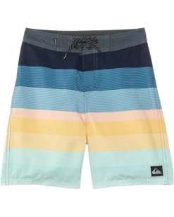 Quiksilver Kids Everyday Massive (Big Kids) | Shorts